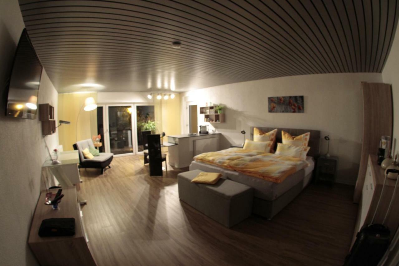 Apartment Mit Burgblick Im Gruenen, Familie Held Burgthann ภายนอก รูปภาพ